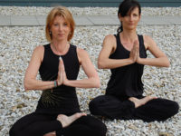 108 Sonnengrüße – 19.12.2021, Beginn 18:00 Uhr